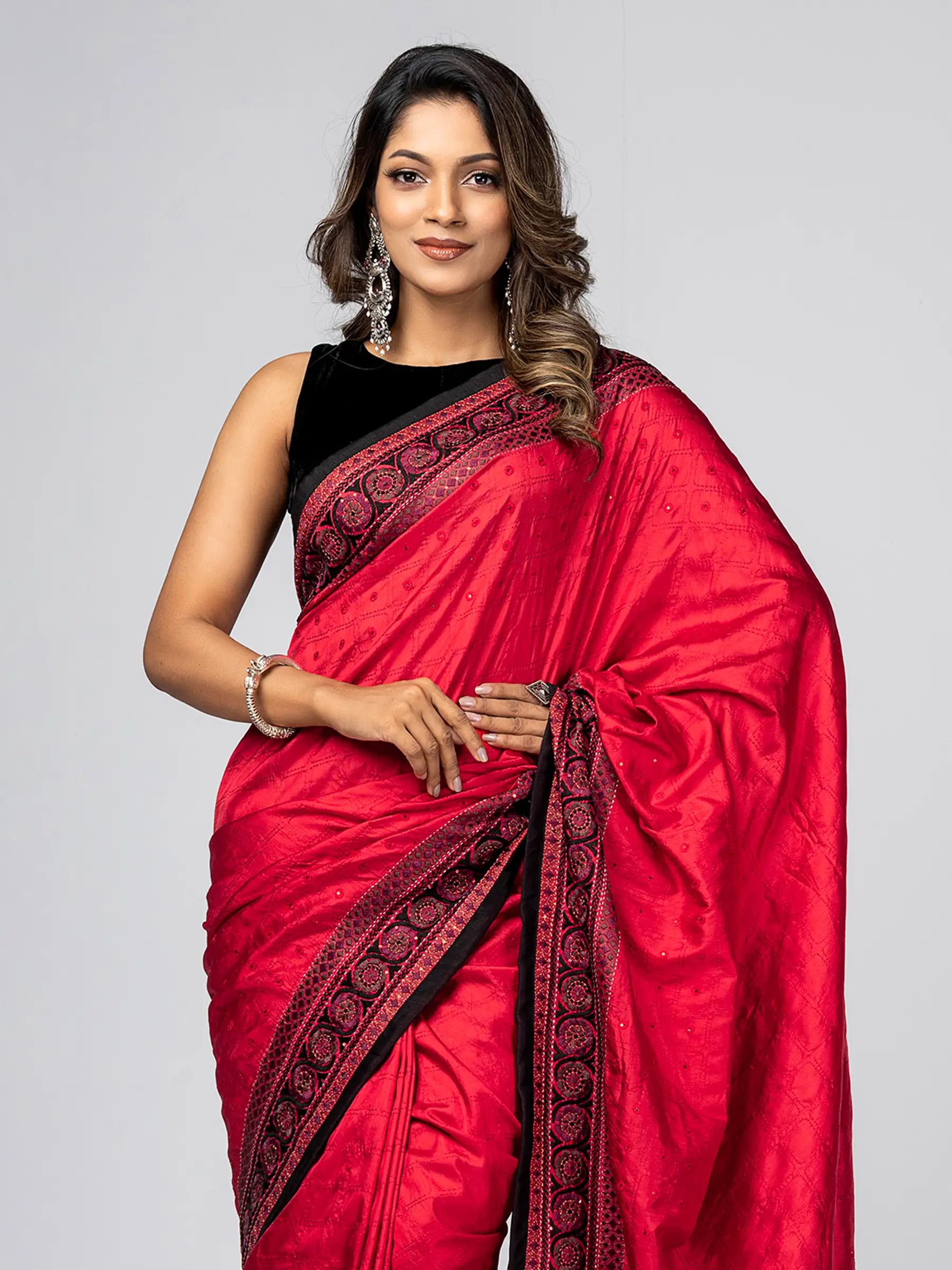 Red Printed and Nakshi Kantha Embroidered Silk Saree - Image 3